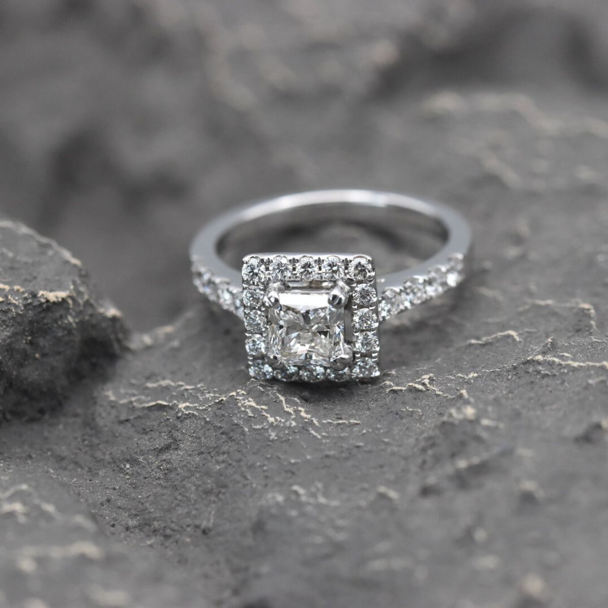 Asscher cut, 1.01ct F-VS1 GIA