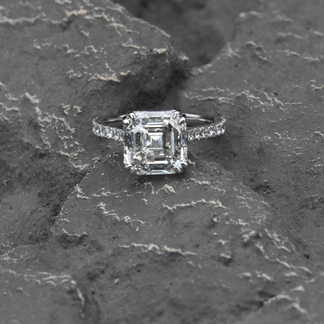Asscher cut solitaire, 5.18ct I-VS1